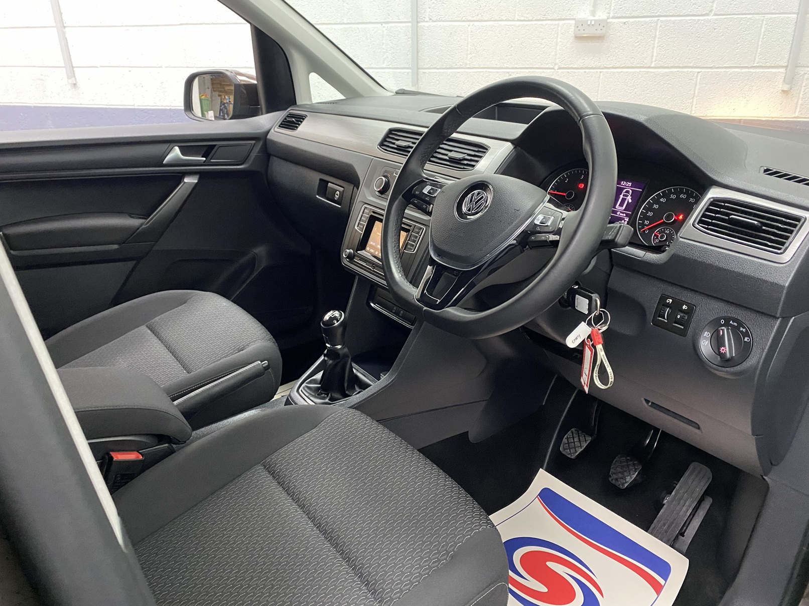 2021 Volkswagen Caddy Maxi steering wheel NK21 CCA