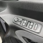 2025 Peugeot Rifter electric window control buttons on drivers door SC74 XAO