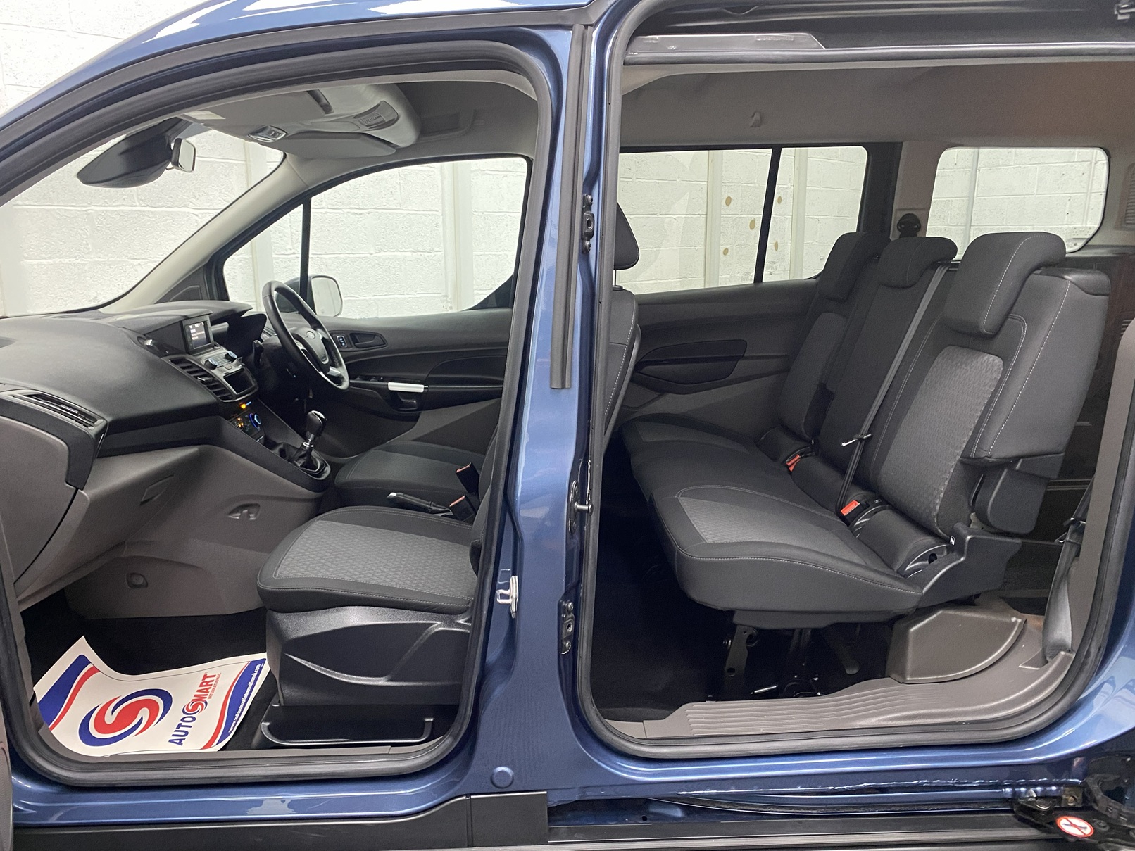 2022 Ford Grand Tourneo Zetec Interior view showing both front and rear seats SG22 OKT