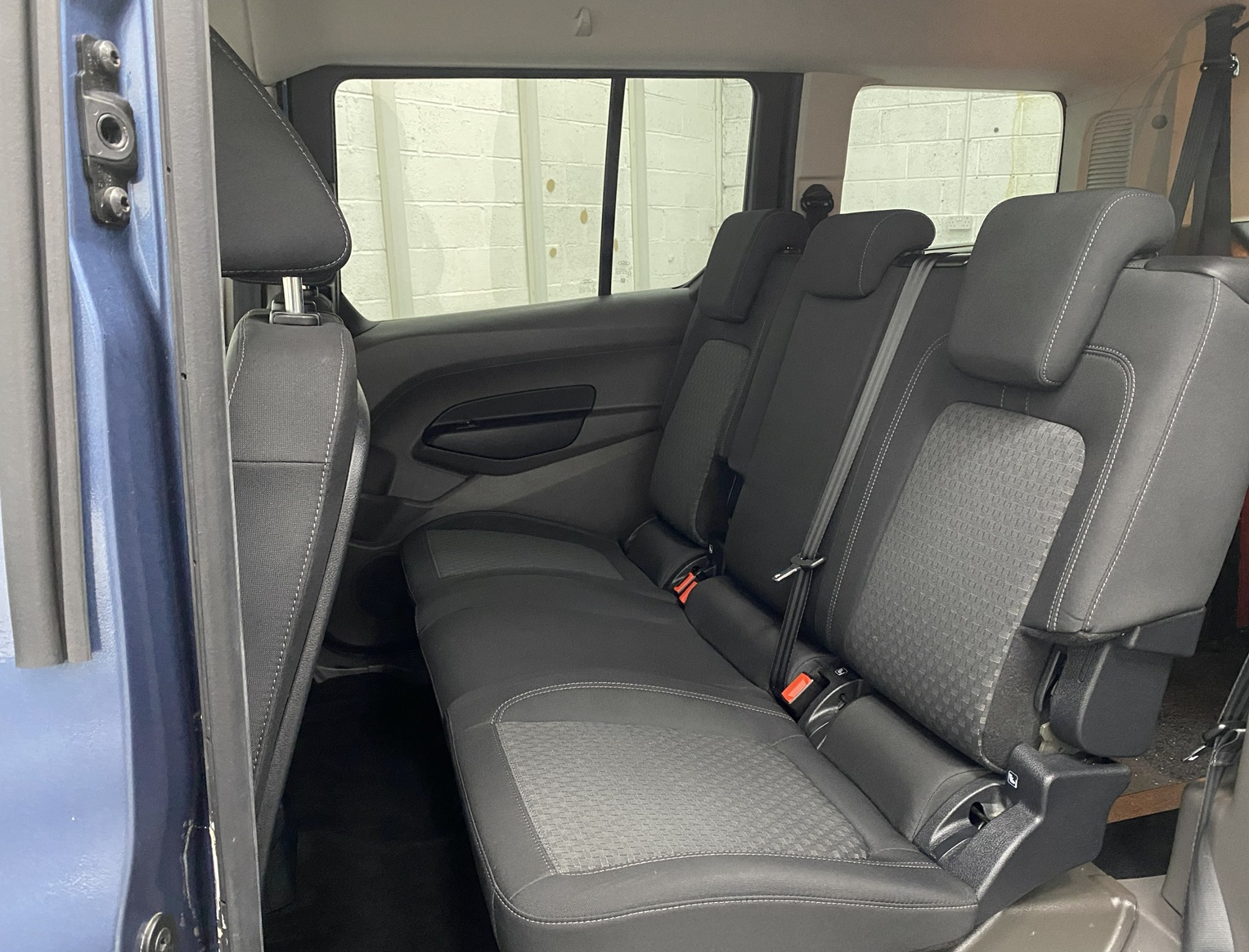 2022 Ford Grand Tourneo Zetec Connect rear seats in grey cloth upholstery SG22 OKT