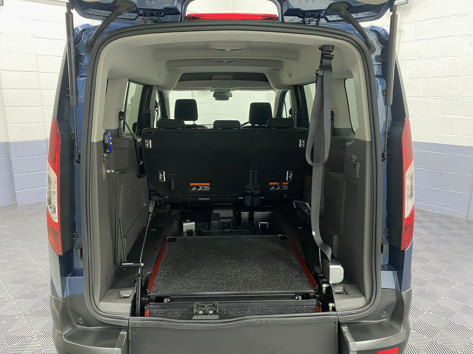 Fold Flat ramp in the flat position on a wheelchair accessible Ford Tourneo Connect Zetec SG22 OKT