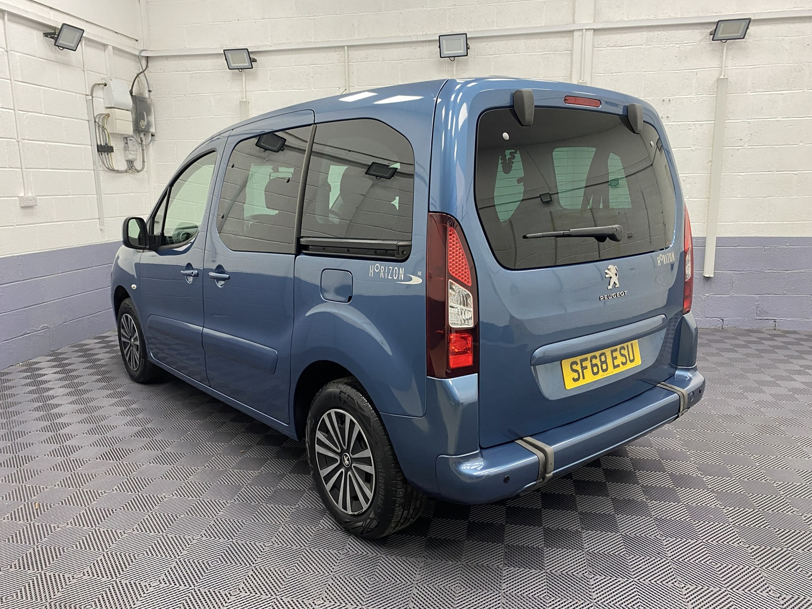 Wheelchair Accessible Peugeot Partner SF68 ESU 1