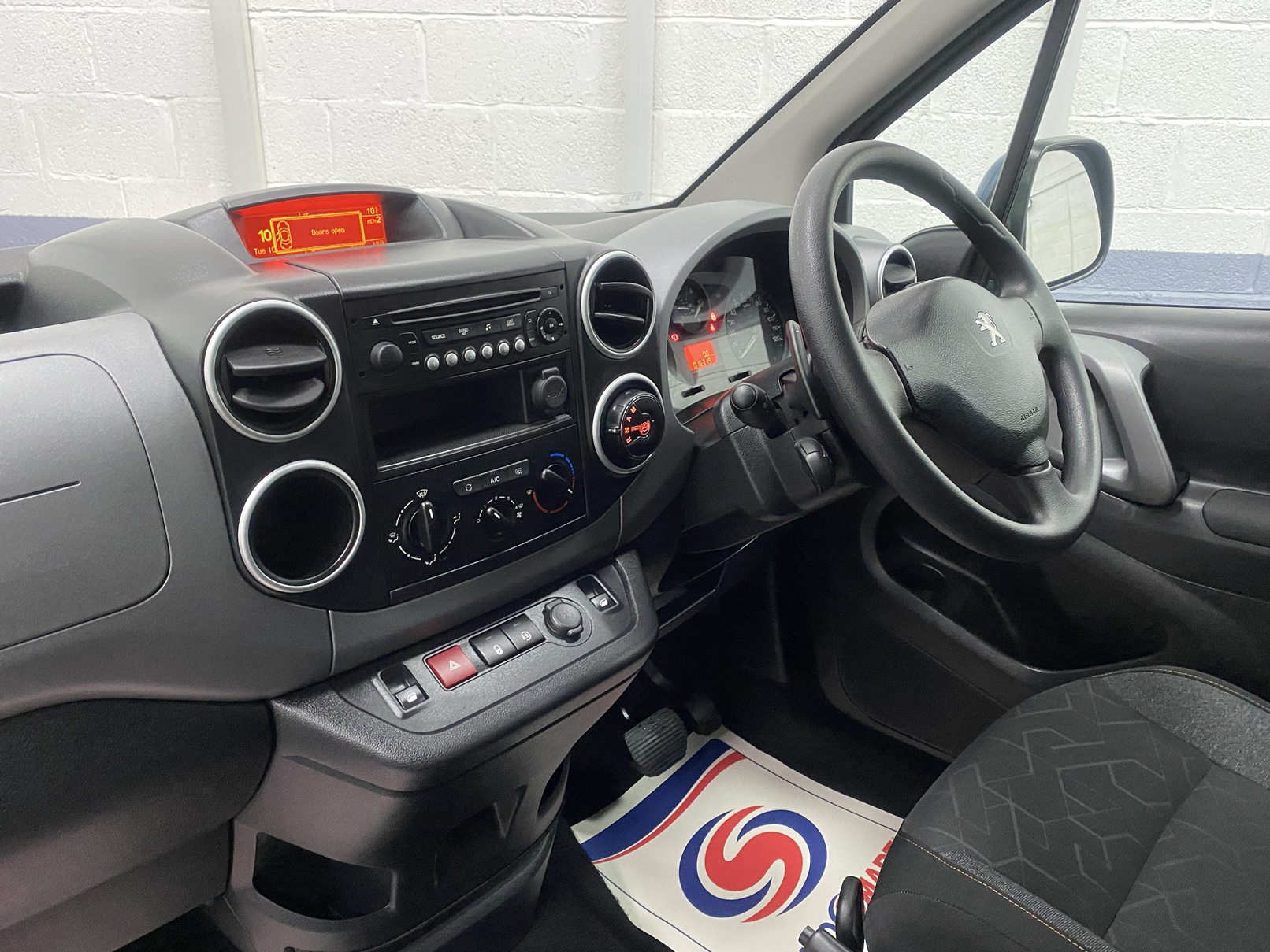 Wheelchair Accessible Peugeot Partner SF68 ESU 12