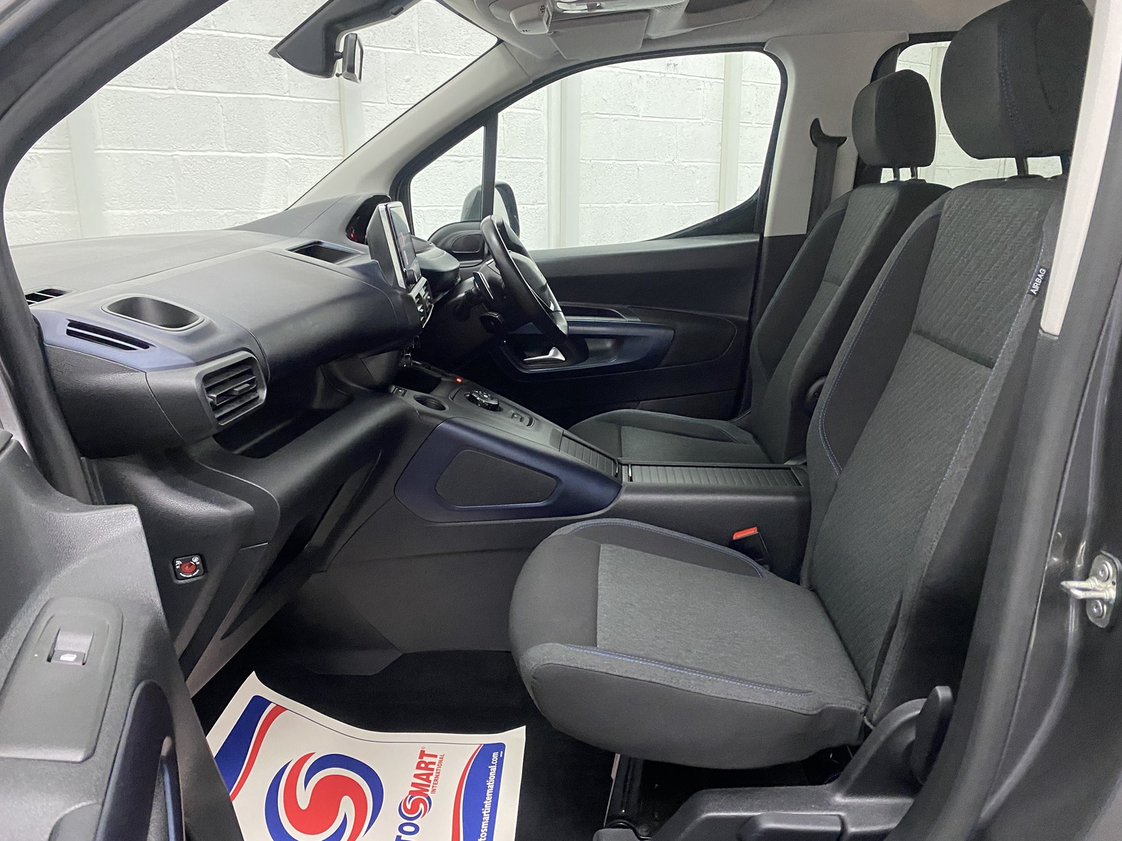 Peugeot Rifter Automatic Wheelchair Accessible Vehicle SF70 JXV 13