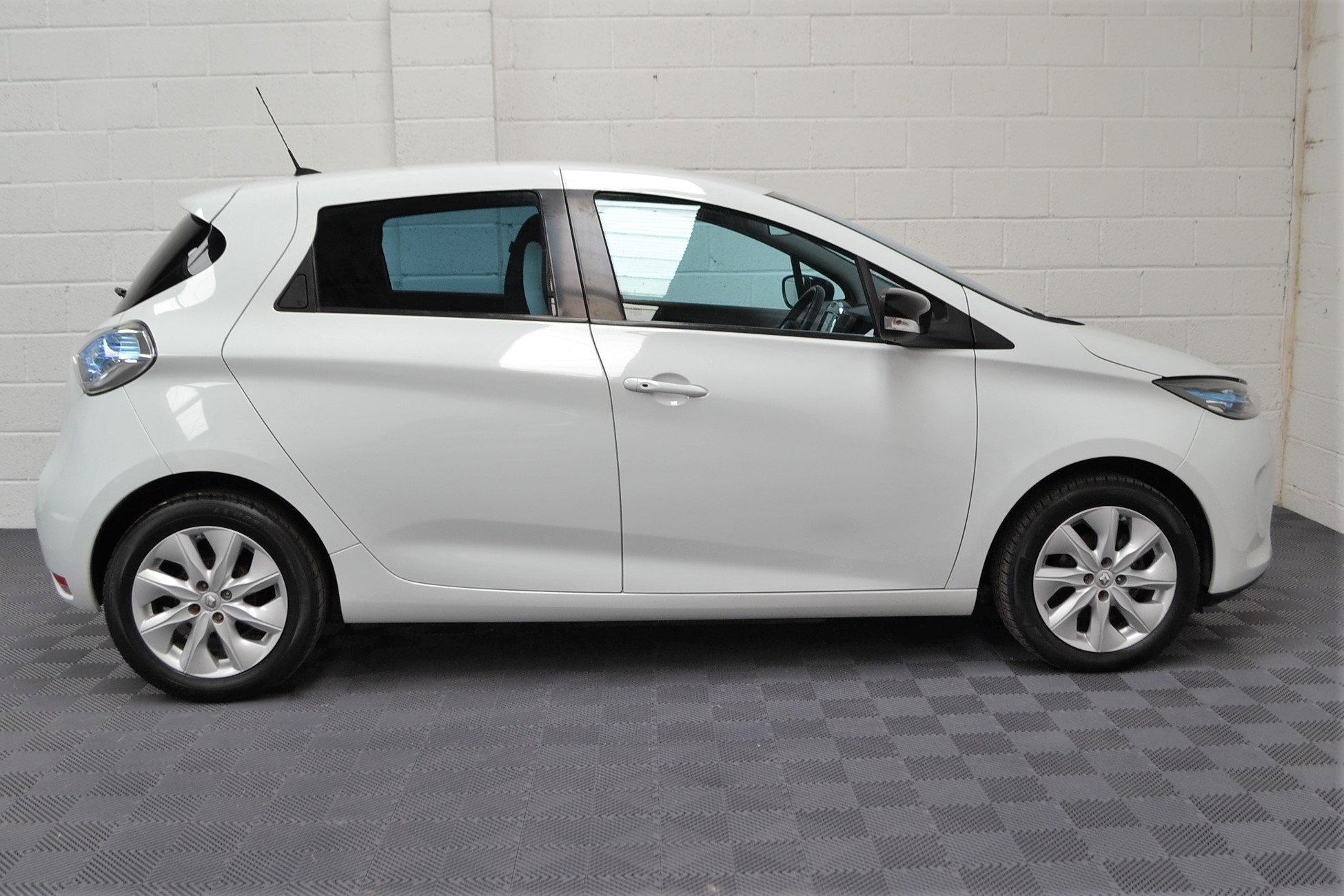 Renault Zoe i Dynamique Intens 5dr Auto 2015/15