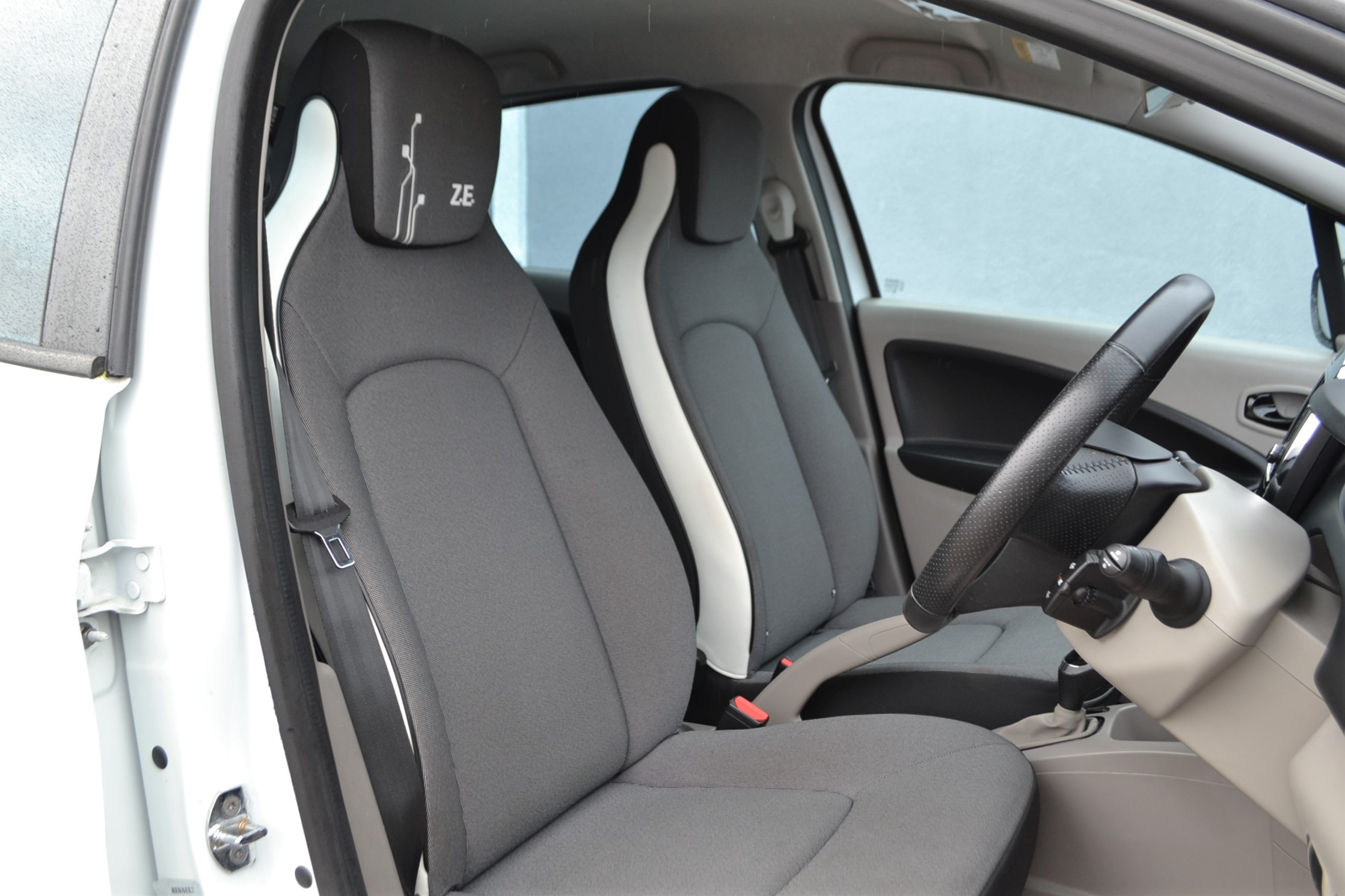 Renault Zoe i Dynamique Intens 5dr Auto 2015/15
