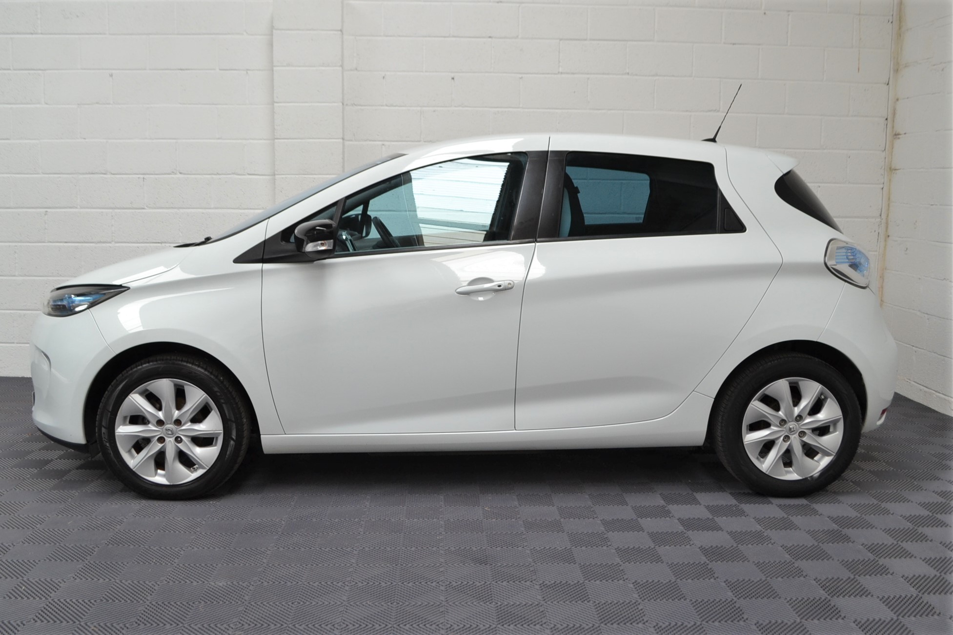 Renault Zoe i Dynamique Intens 5dr Auto 2015/15