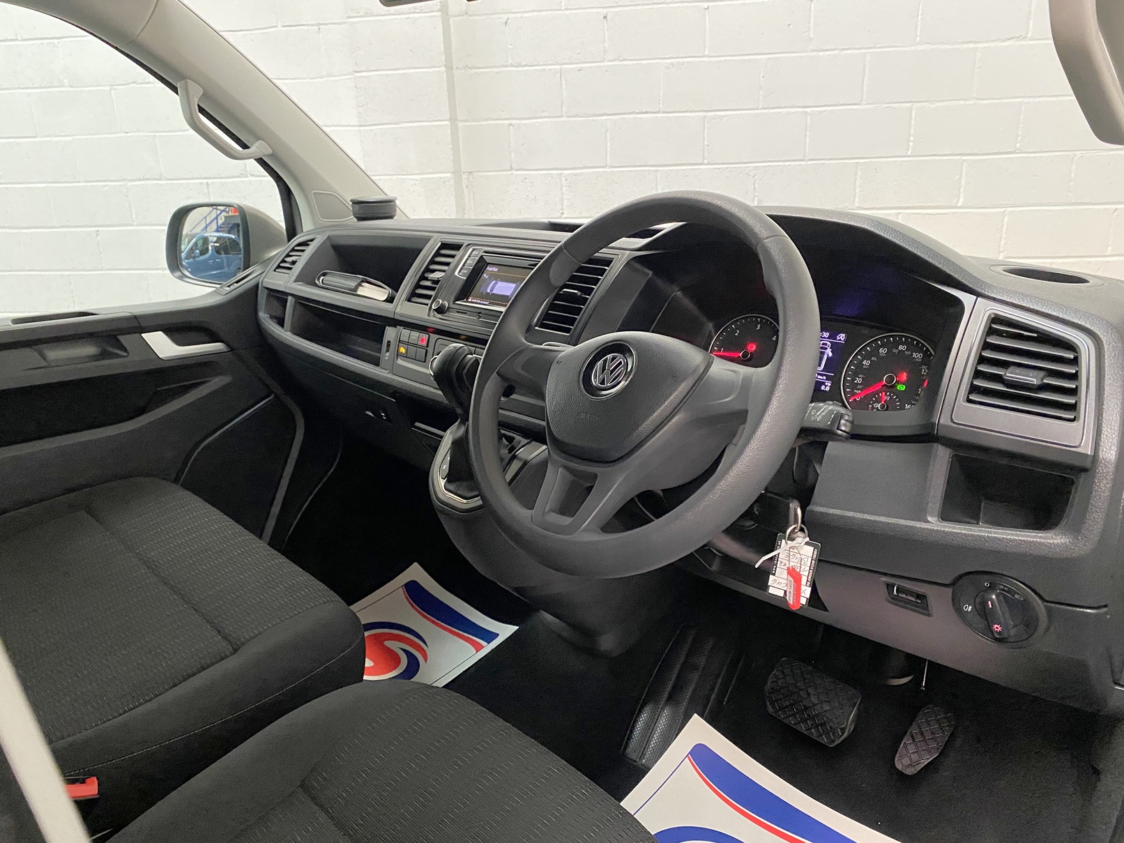 2018 18 Volkswagen Transporter SWB T30 SE 2.0 TDi DSG 2018/18