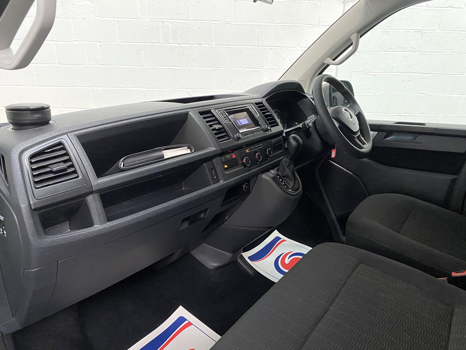 2018 18 Volkswagen Transporter SWB T30 SE 2.0 TDi DSG 2018/18