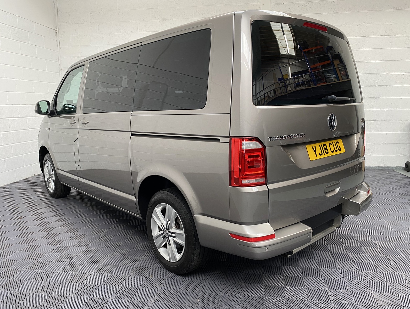 2018 18 Volkswagen Transporter SWB T30 SE 2.0 TDi DSG 2018/18