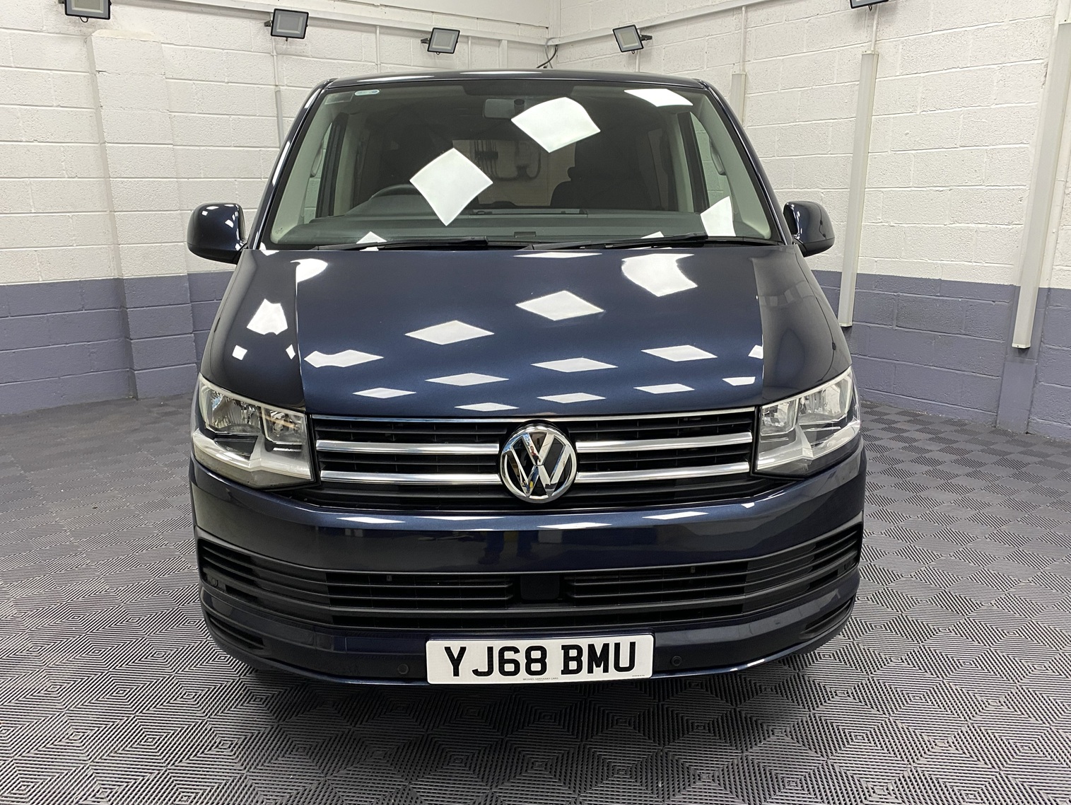 2018 Blue Volkswagen Transporter T6 LWB front tview YJ68 BMU