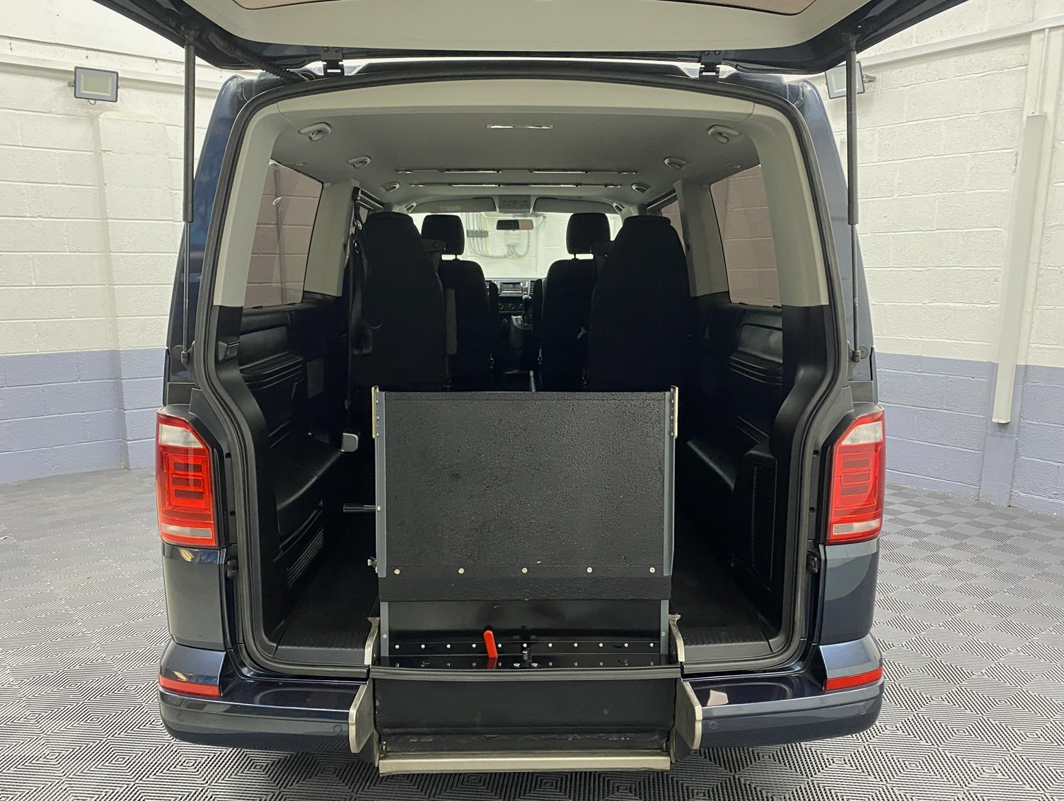 2018 Blue Volkswagen Transporter LWB wheelchair accessible vehicle rear wheelchair ramp in stored position YJ68 BMU