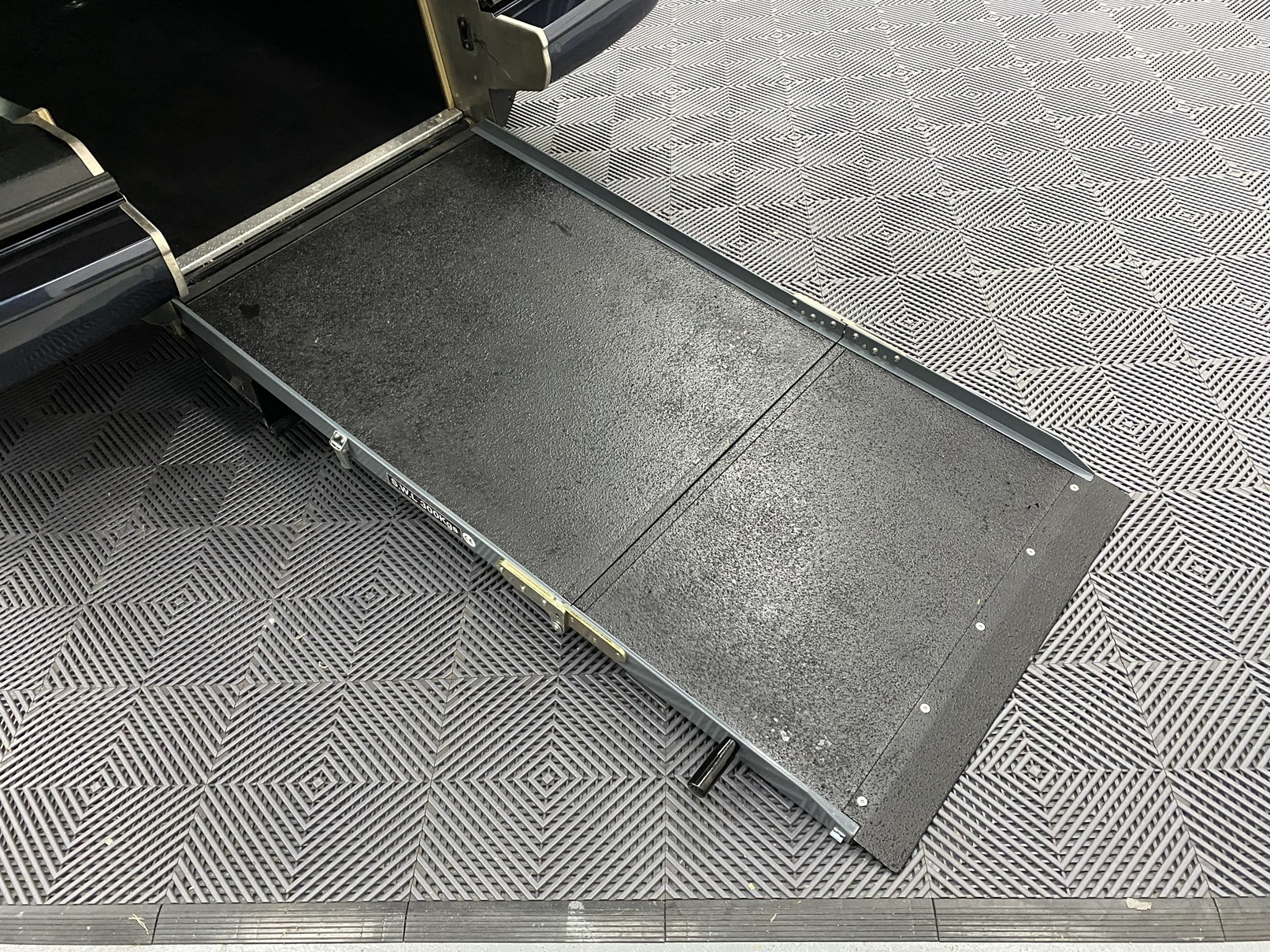 rear wheelchair ramp fitted to 2018 Volkswagen Transporter LWB YJ68 BMU