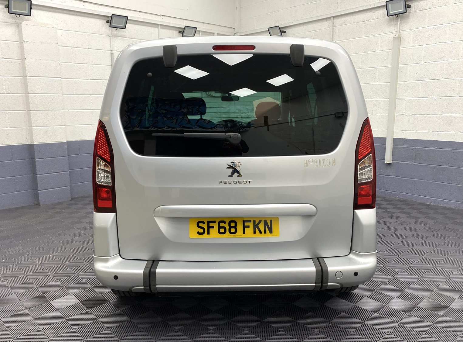 2019 Silver Peugeot Partner Tepee tailgate SF68 FKN