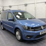2019 Volkswagen Caddy Maxi front three quarter view NK19BPU