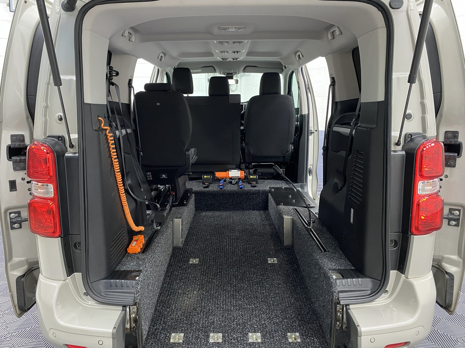 2022 Citroen Space Tourer wheelchair accessible vehicle showing lowered rear floor section NK22 CVZ