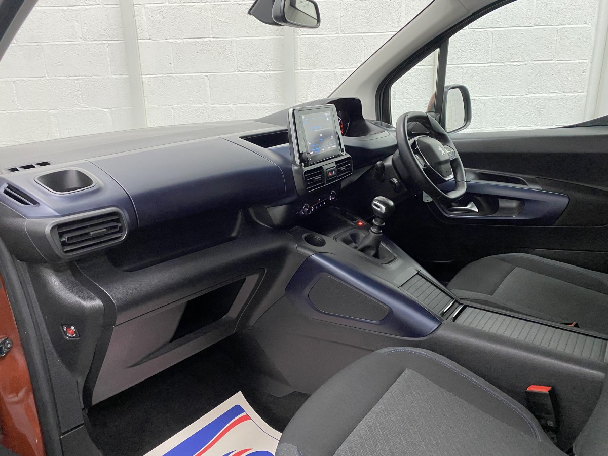 2021 (21) Peugeot Rifter 1.5 BlueHDi Wheelchair Accessible Vehicle (WAV) – 5 Seats