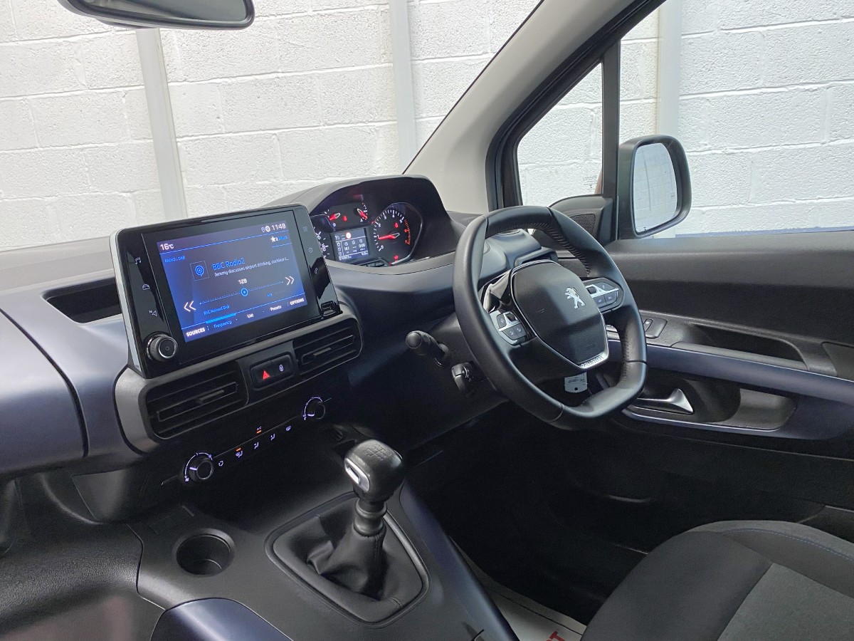 2021 Peugeot Rifter 8in touch screen SB21GVD