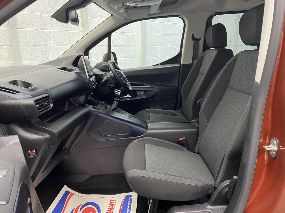 2021 (21) Peugeot Rifter 1.5 BlueHDi Wheelchair Accessible Vehicle (WAV) – 5 Seats