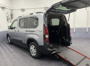 Peugeot Rifter LWB 1.5HDi Allure Wheelchair Accessible Vehicle (WAV) 2021 (21)
