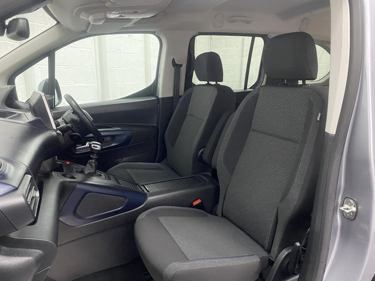 Peugeot Rifter LWB 1.5HDi Allure Wheelchair Accessible Vehicle (WAV) 2021 (21)
