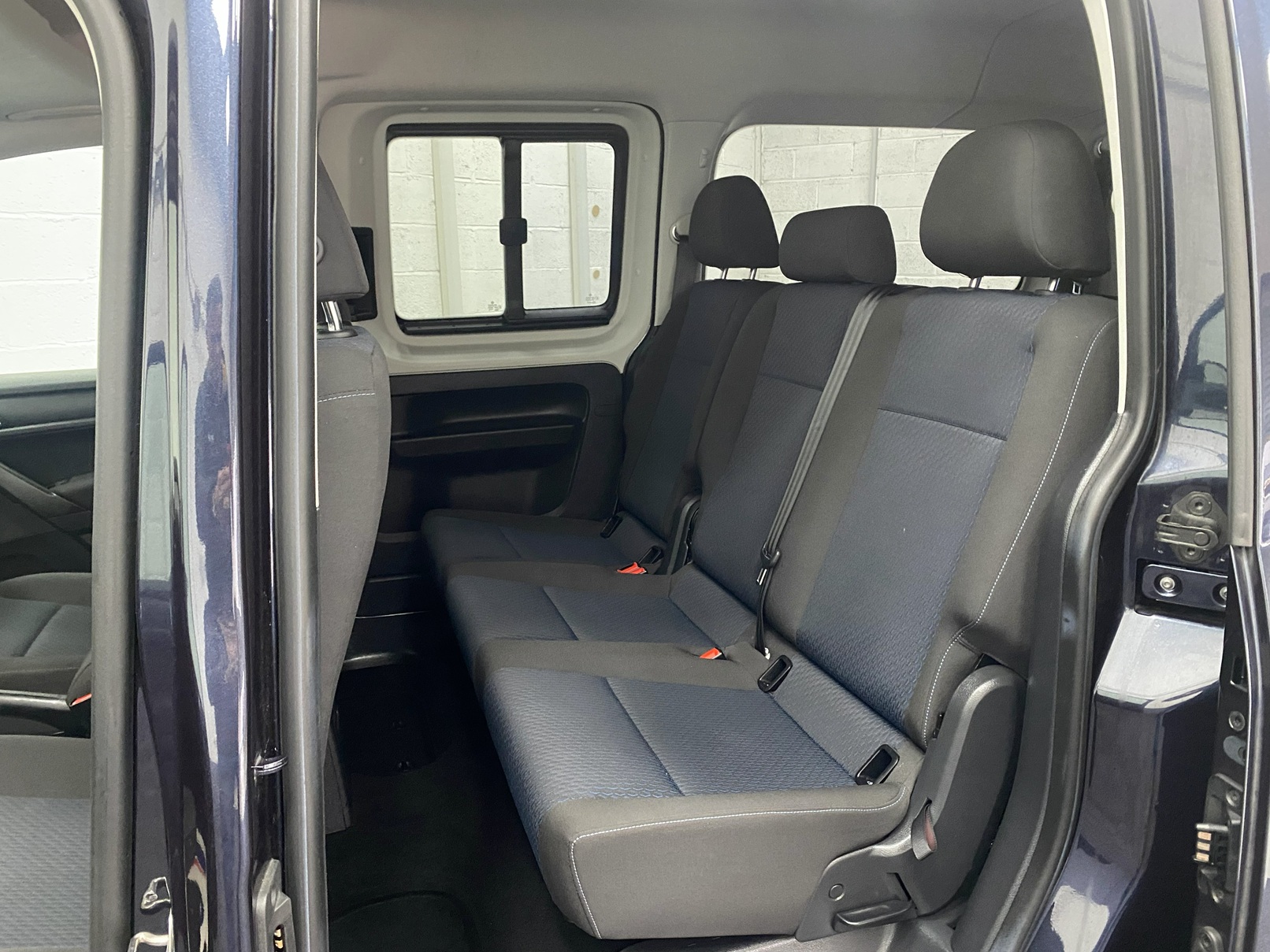 2018 Volkswagen Caddy Maxi rear seats from passenger side YY68LHF