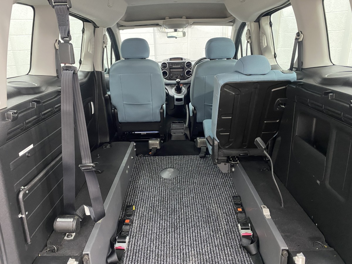 Citroen Berlingo 3 Seat wheelchair accessible vehicle rear wheelchair area and single rear single seat WA64JEU