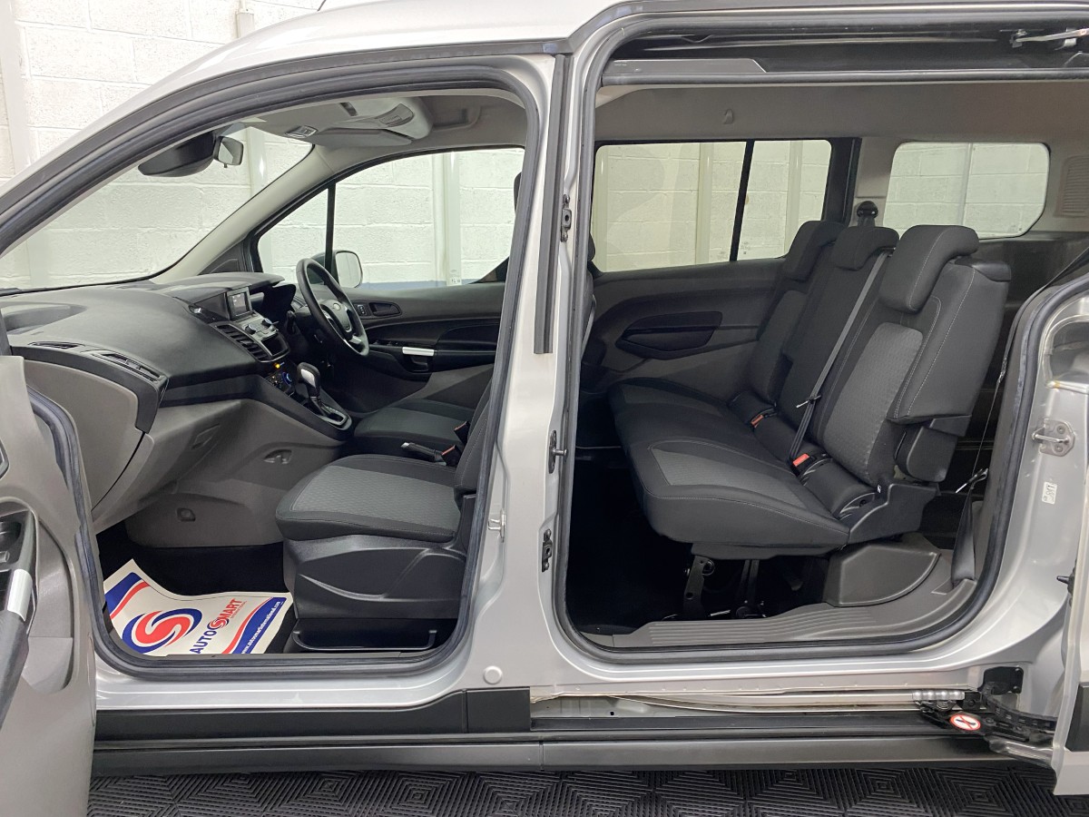 2020 Ford Grand Tourneo Automatic WAV interior showing front front and rear seats SF70CMY