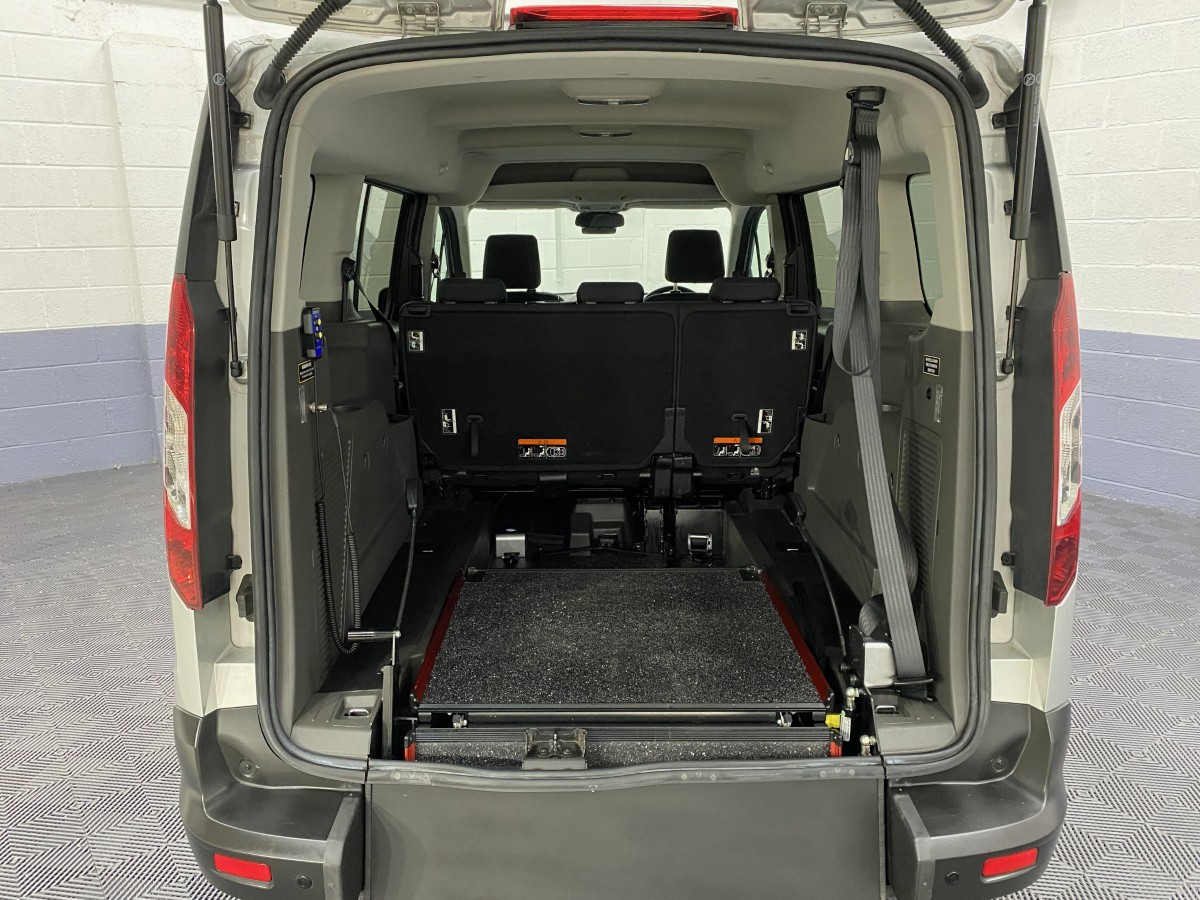 2020 Ford Grand Tourneo Automatic WAV with fold flat rear ramp SF70CMY