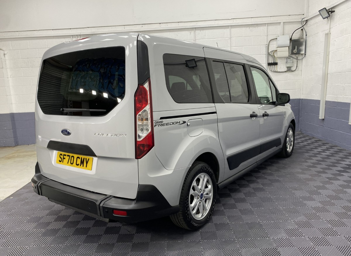 2020 (70) Ford Grand Tourneo Connect 1.5 TDCi Automatic Wheelchair Accessible Vehicle (WAV)