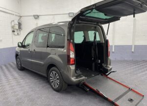2019 (19) Peugeot Partner Tepee 1.6 BlueHDi Automatic Wheelchair Accessible Vehicle WAV