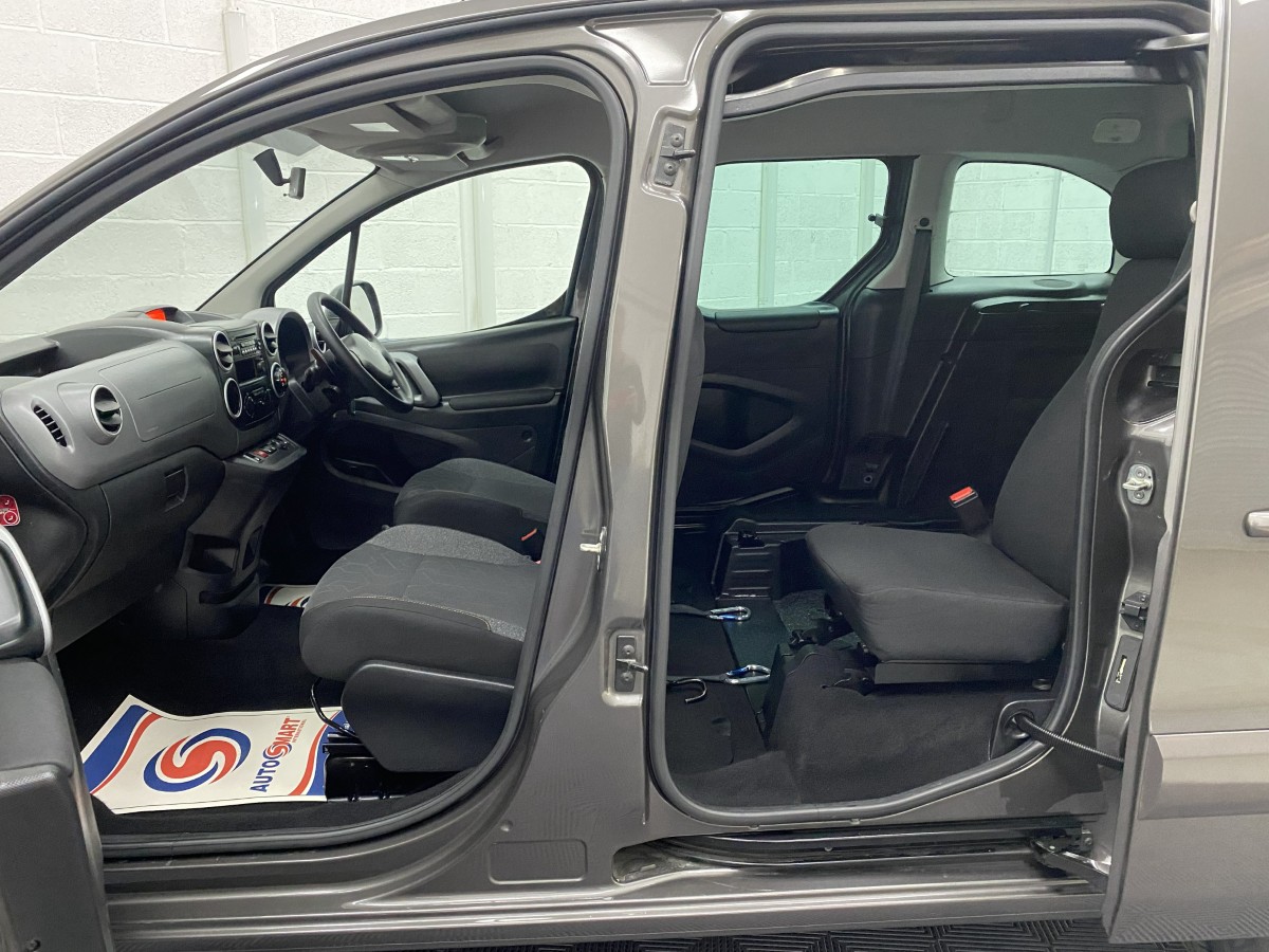 2019 (19) Peugeot Partner Tepee 1.6 BlueHDi Automatic Wheelchair Accessible Vehicle WAV