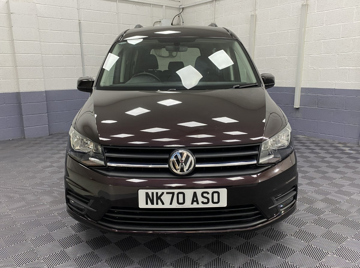 Volkswagen Caddy Maxi front view NK70ASO