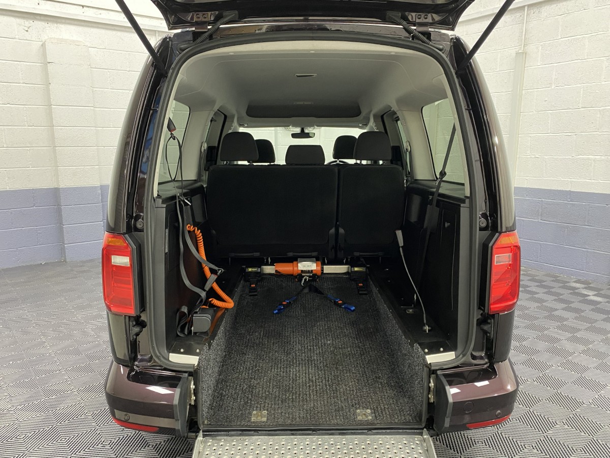 Volkswagen Caddy Maxi WAV rear wheelchair area with lowered rear floor section NK70ASO