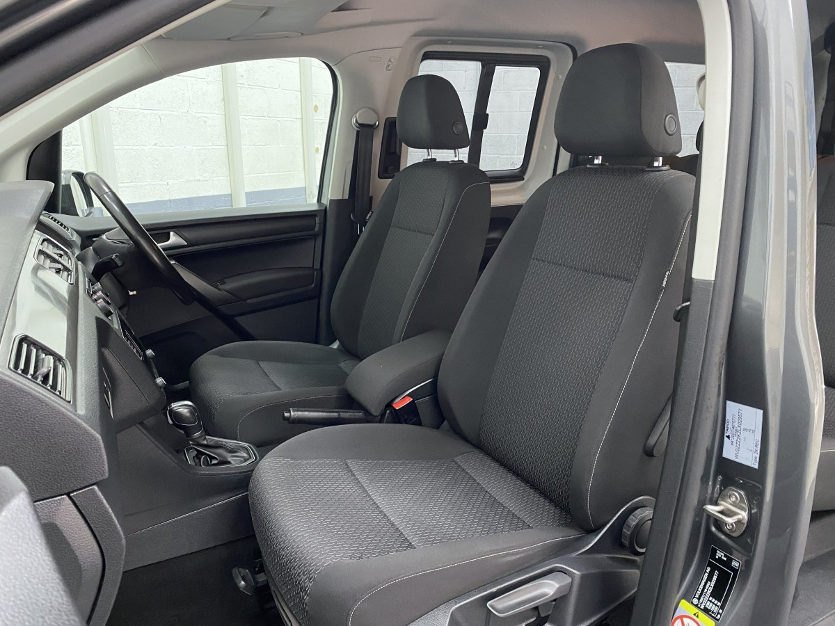 2020 (20) Volkswagen Caddy Maxi 2.0 TDI DSG Automatic Wheelchair Accessible Vehicle (WAV)