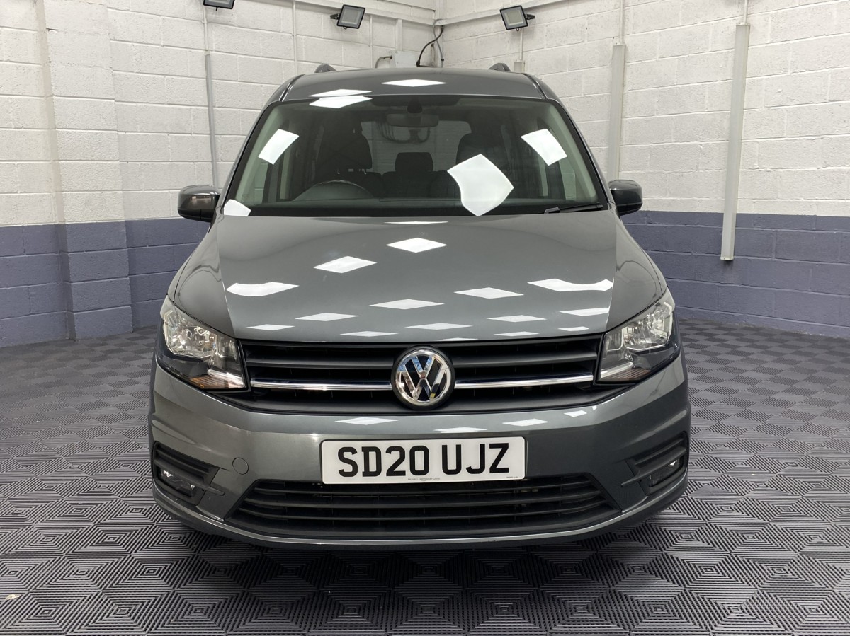 2020 Volkswagen Caddy Maxi front view SD20UJZ