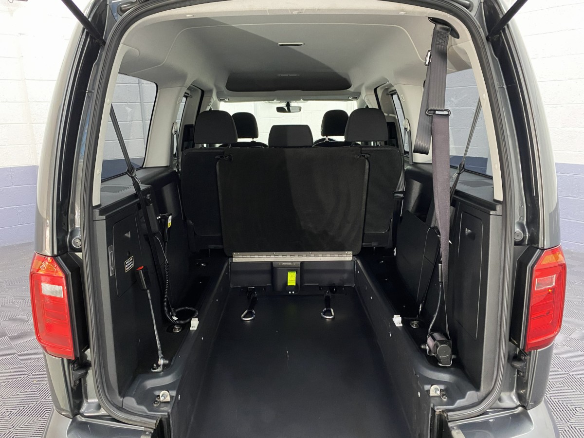 2020 Volkswagen Caddy Maxi Automatic Wheelchair accessible vehicle lowered rear floor section and winch SD20UJZ