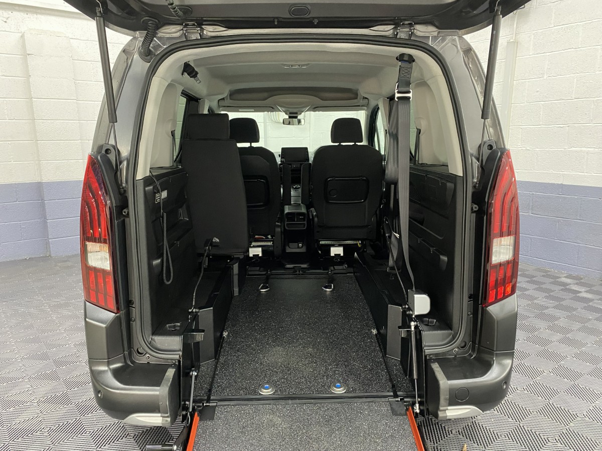 2023 Peugeot Rifter Automatic WAV rear wheelchair area SB23KNC