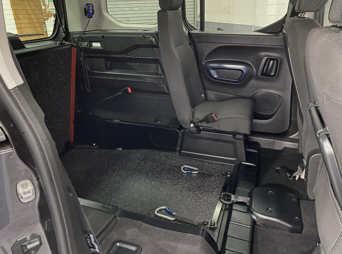 2023 Peugeot Rifter Automatic WAV rear single seat and wheelchair area SB23KNC