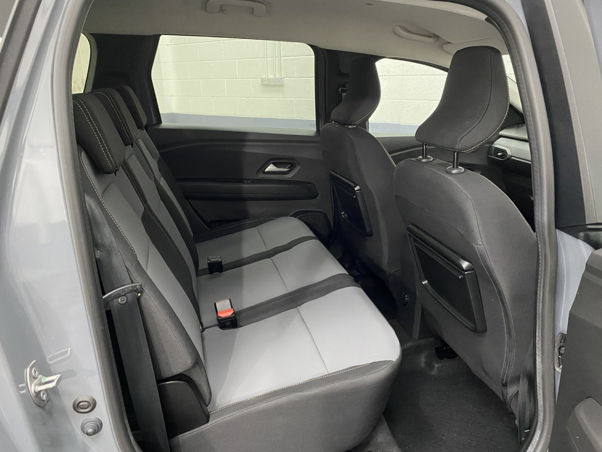2024 (73) Dacia Jogger 1.0 TCe Extreme Wheelchair Accessible Vehicle (WAV)