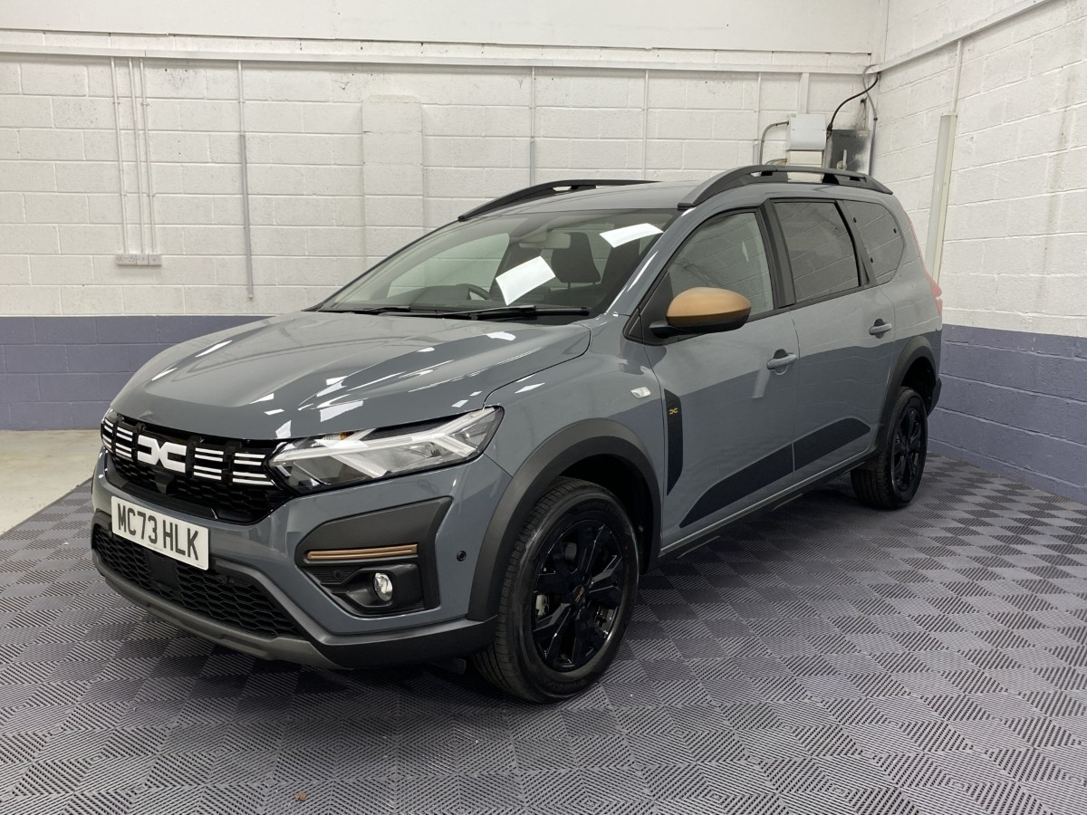 2024 (73) Dacia Jogger 1.0 TCe Extreme Wheelchair Accessible Vehicle (WAV)