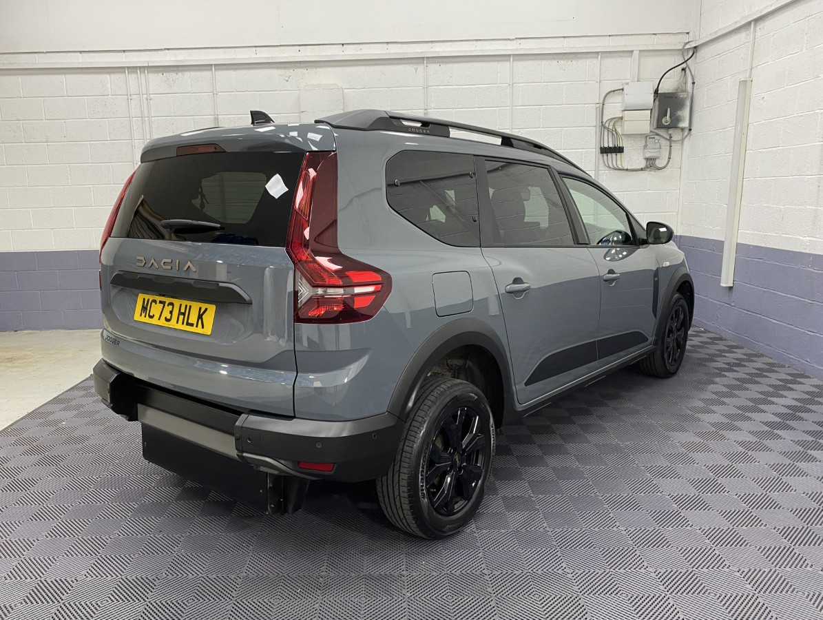 2024 (73) Dacia Jogger 1.0 TCe Extreme Wheelchair Accessible Vehicle (WAV)
