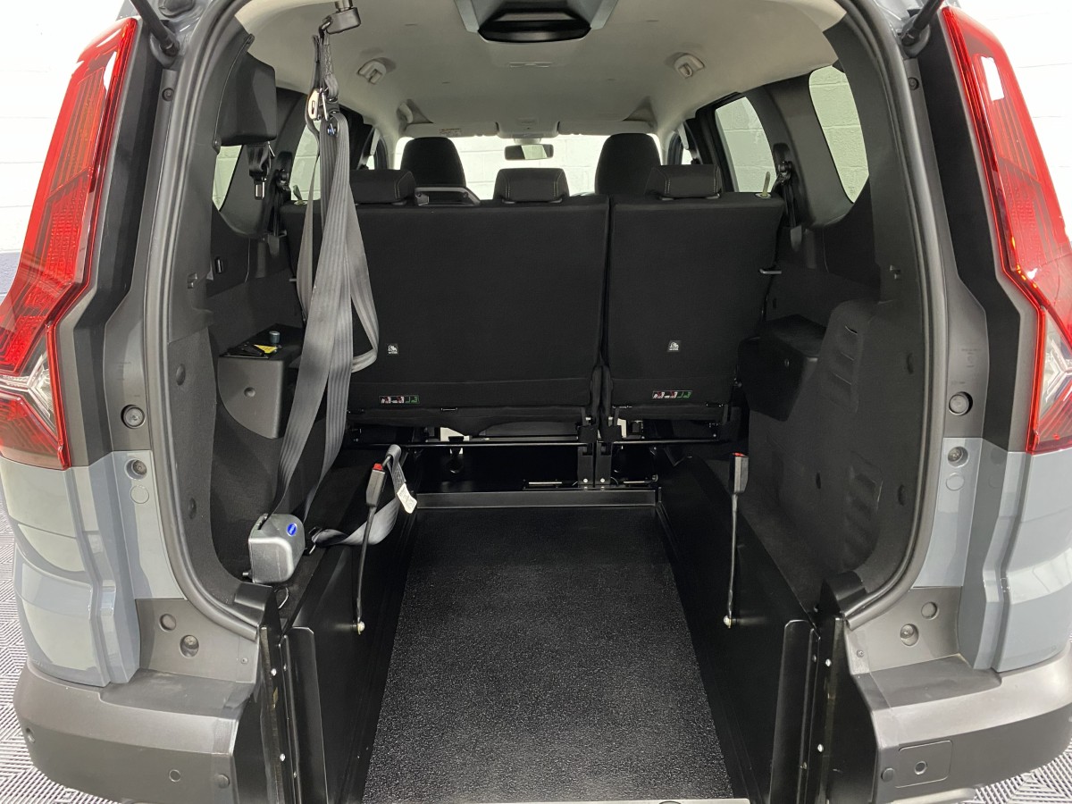 2024 Dacia Jogger Wheelchair Accessible Vehicle Lowered rear floor section MC73HLK