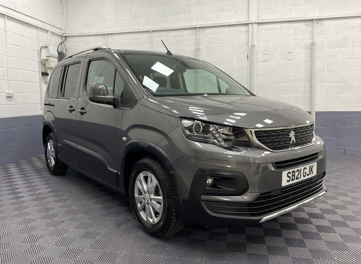Peugeot Rifter wheelchair accessible vehicle front three quarter view SB21GJK