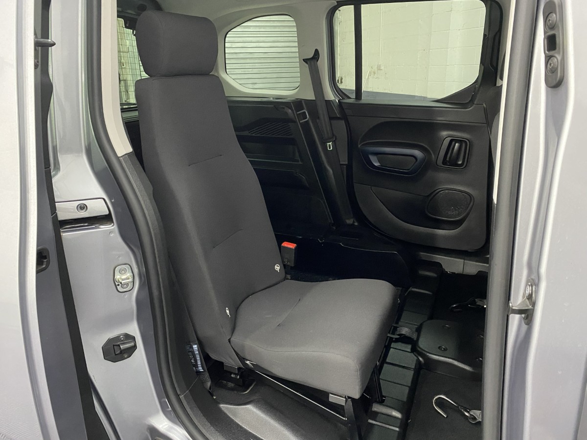 Single rear seat in a Peugeot Rifter wheelchair accessible vehicle SG23 XYD