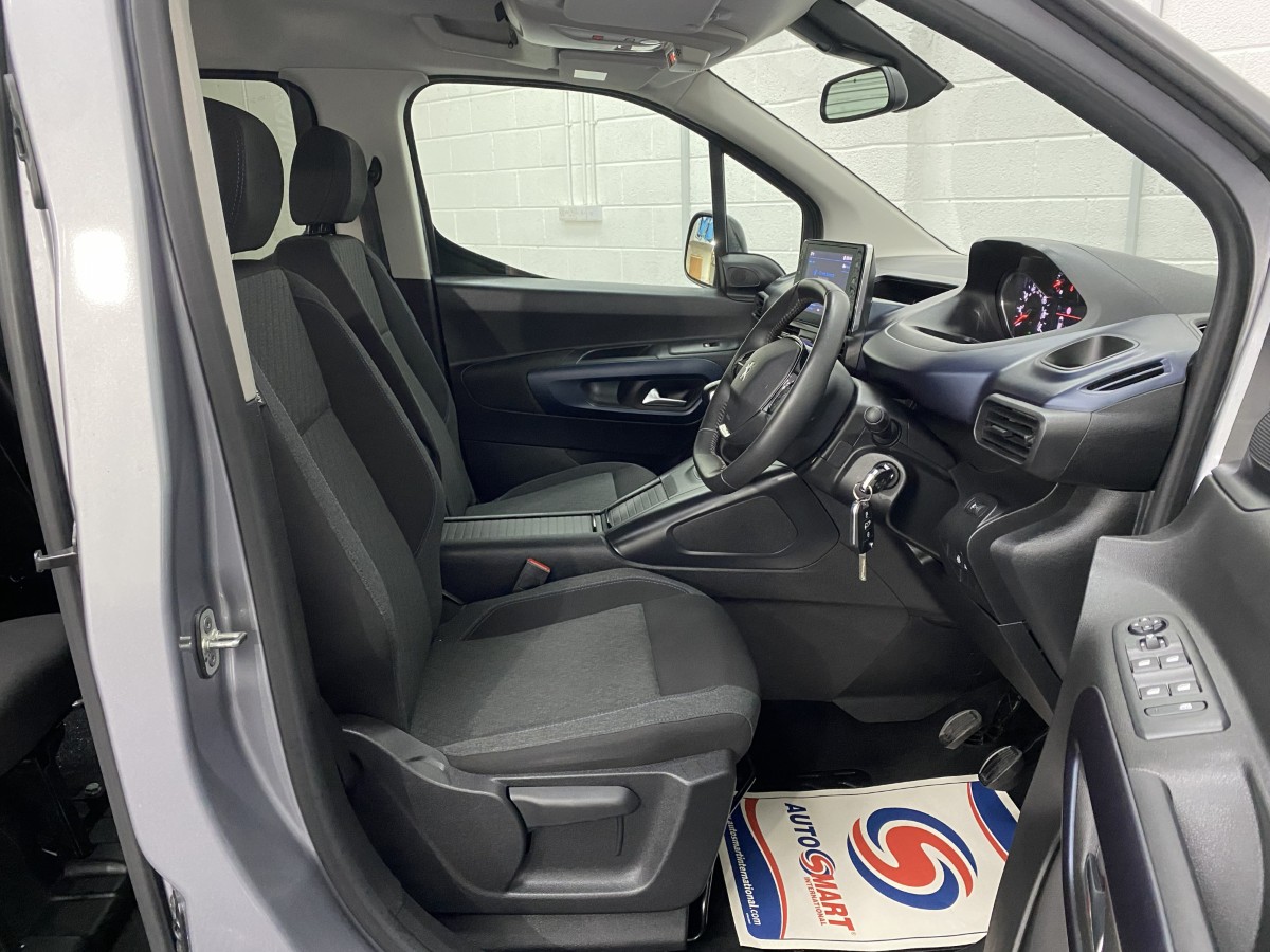 2023 (23) Peugeot Rifter 1.5 BlueHDi Horizon RE Wheelchair Accessible Vehicle (WAV)