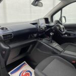 Peugeot Rifter dashboard SG23XYD