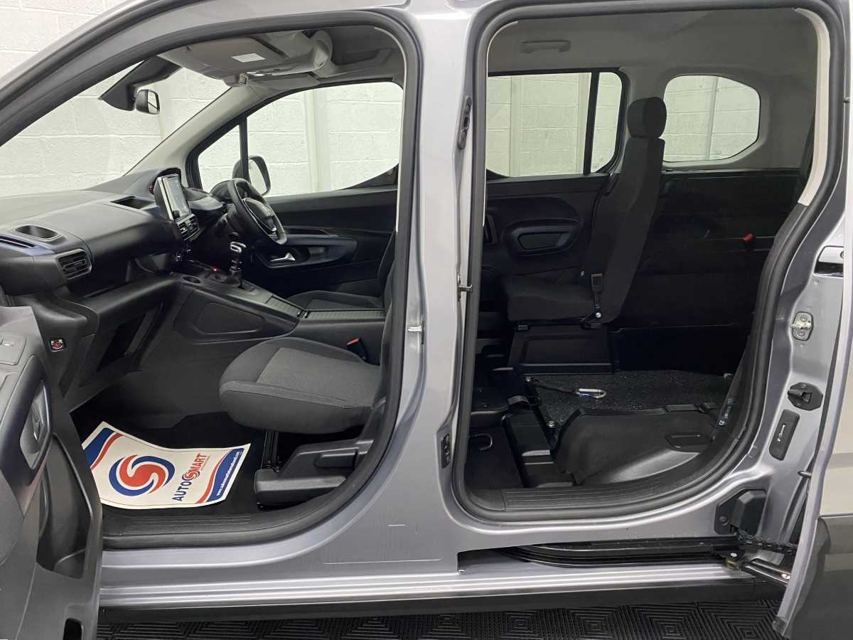 Peugeot Rifter wheelchair accessible vehicle interior side view SG23XYD