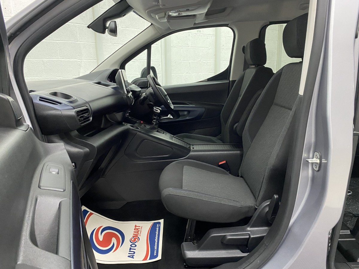 2023 (23) Peugeot Rifter 1.5 BlueHDi Horizon RE Wheelchair Accessible Vehicle (WAV)
