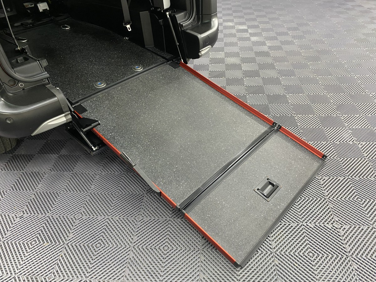 Rear wheelchair ramp in the deployed position fitted to Peugeot Rifter SH71ONK